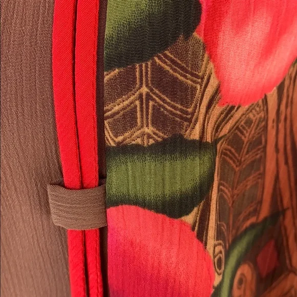 Maggie Sweet Brown Open Style Floral Print Top - Picture 8 of 10